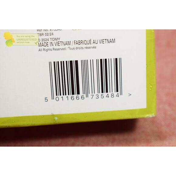 Tomy Swimming Bluey Bath Toy with Seahorse - Picture 5 of 5